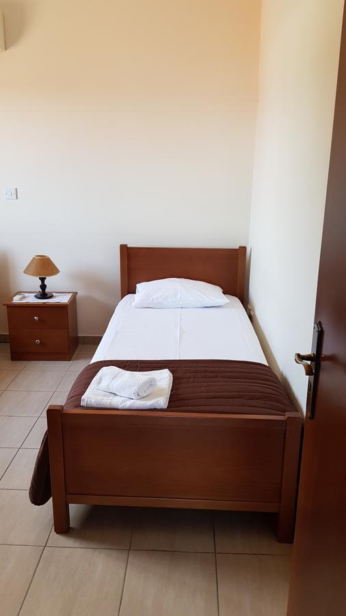 Lazaros Pissouri Apartments Exterior photo
